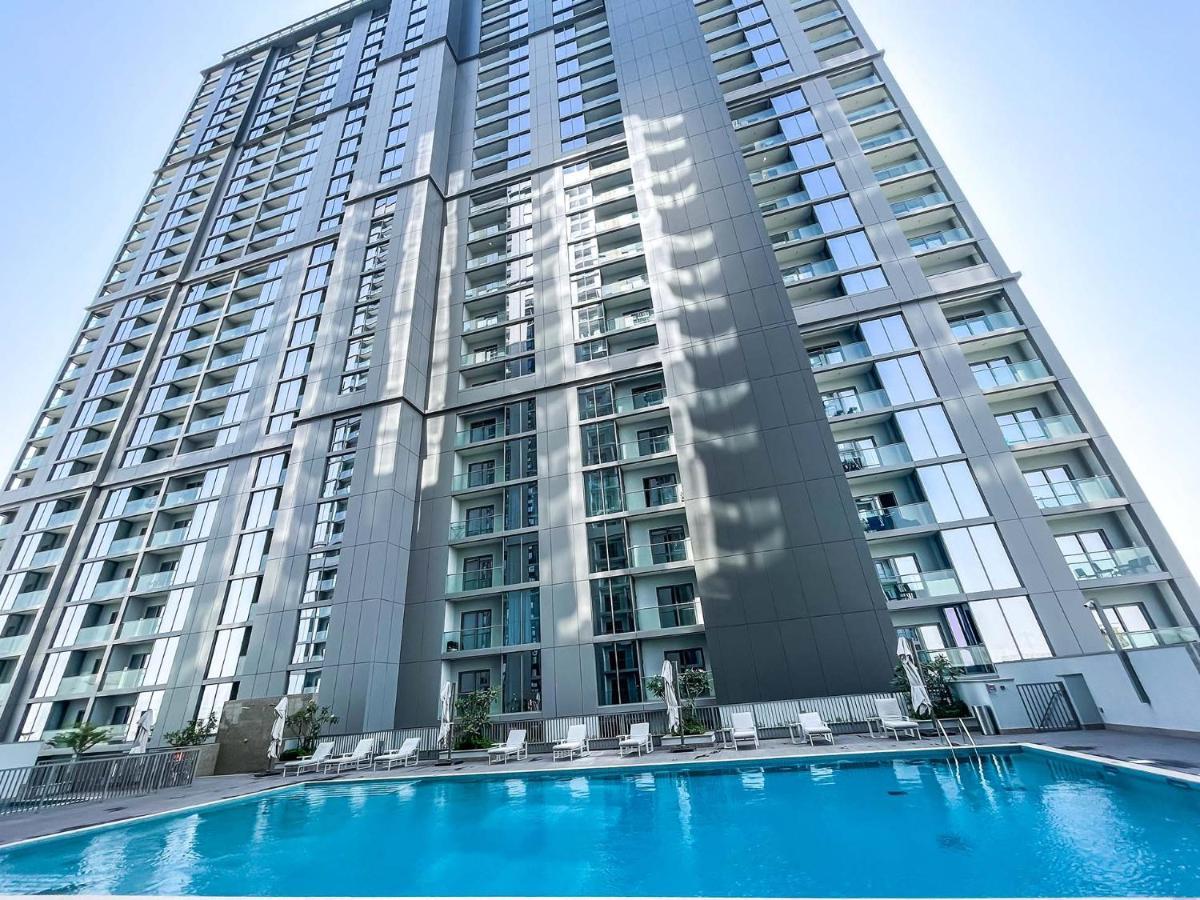 Stay Mindblowing 2 Bedroom Holiday Home With Close View Of Burj Khalifa Ντουμπάι Εξωτερικό φωτογραφία